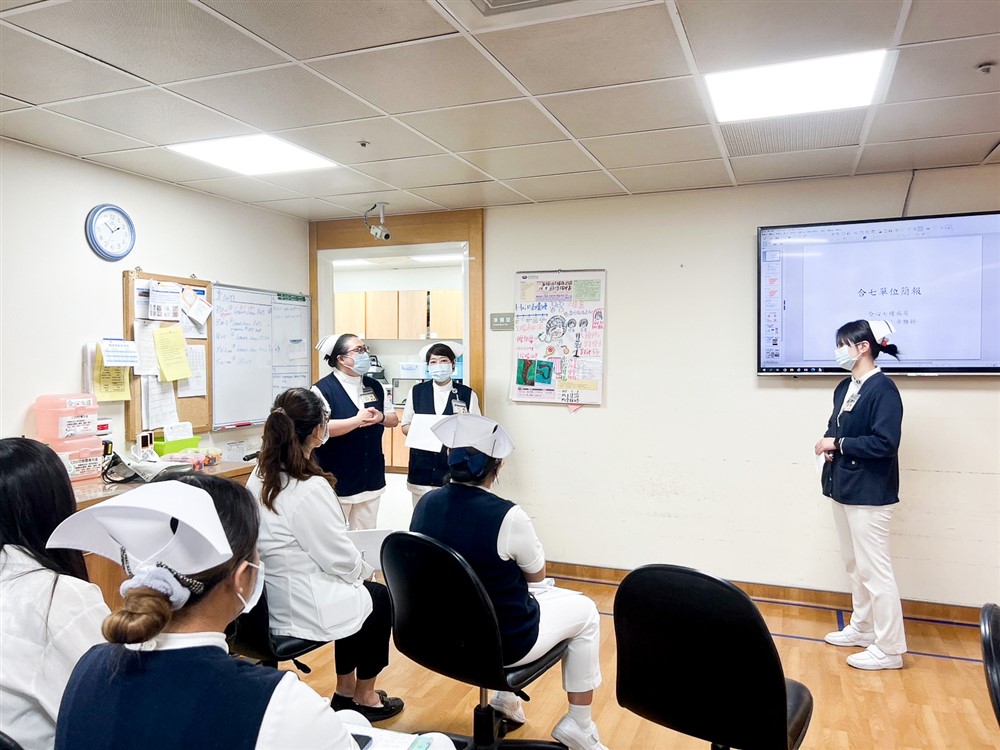 畫筆下的人生篇章《志為護理》23卷1期